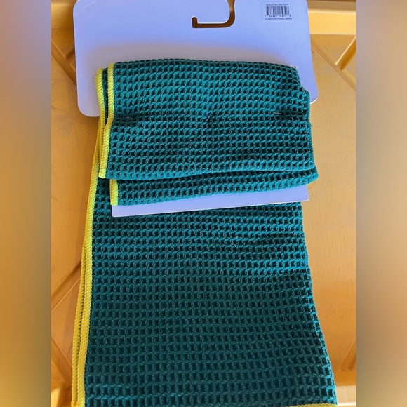 Master’s Caddy Towel - Picture 2 of 2